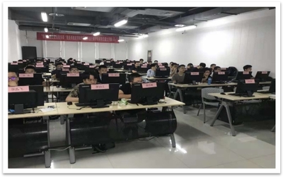 软件学院各基地考研报名现场确认工作顺利完成